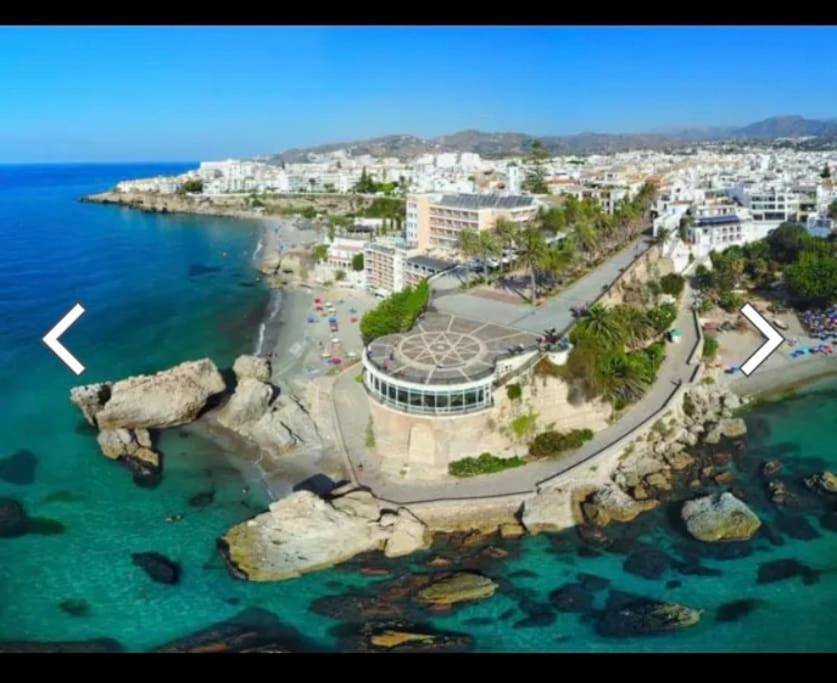 Precioso Apartamento Mandarinos Con Vistas Al Mar Nerja Exterior foto